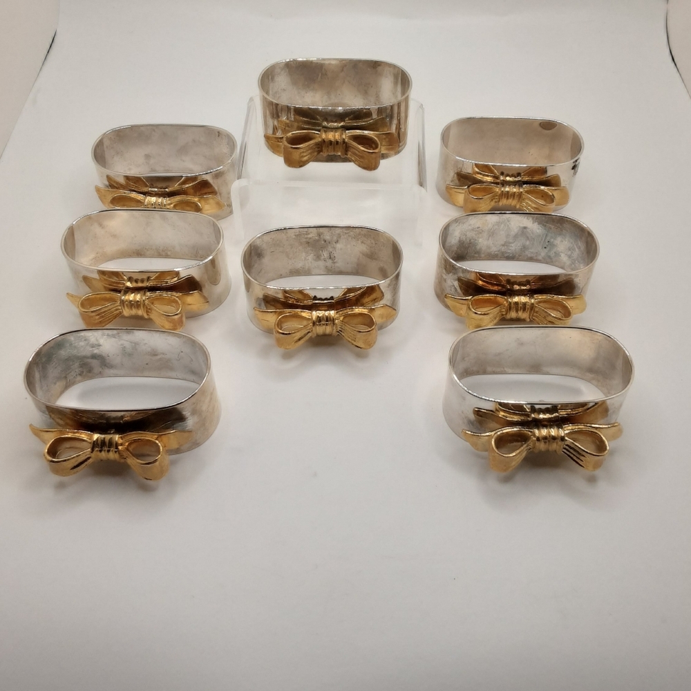 Vintage Silver-Plated Napkin Ring Set (8)